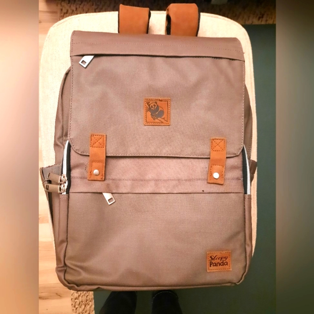 Sleepy Panda - Kaitlin Diaper Bag (brand new)